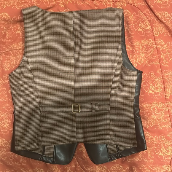 NWT 7 For All Mankind SMALL/MEDIUM Pleather Gucci-esq Beige Houndstooth Vest - Picture 5 of 8